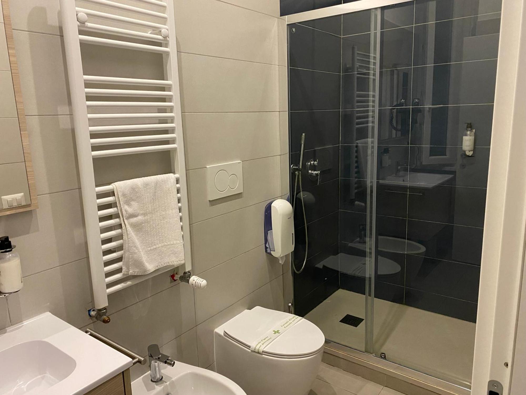 Casa Cecilia Hotel Рим Екстериор снимка